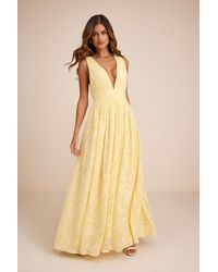 Lulus - Sweet Sophistication Burnout Floral Maxi Dress - Lyst