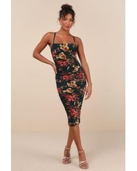 Lulus - Date Night Beauty Floral Print Mesh Ruched Midi Dress - Lyst