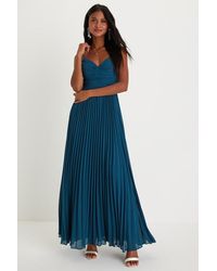 Lulus - Sensational Charmer Pleated Sleeveless Maxi Dress - Lyst