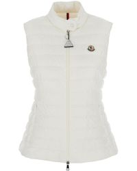 Moncler - 'Igen' Sleeveless Down Jacket With Logo Patch On The Front And Logo Plaque On The Zip Puller - Lyst
