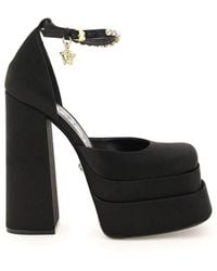 Versace - Medusa Satin Platform Pump - Lyst