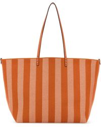 トートバッグ FENDI EMBROIDERED JACQUARD SHOPPING BAG FENDI FF Jacquard Shopper | labelsfashion | REVERSIBLE