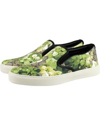 Gucci Men\'s Bloom Flower Print Supreme GG Green Canvas Slip Sneakers 407362 8961 Gucci Slip On Sneakers Men Green Bloom Flower Print main image 2