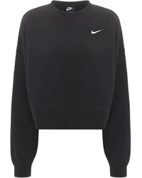 black nike sweatshirt womens