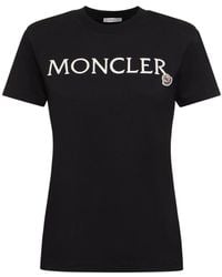 Moncler - T-shirt in cotone organico con ricamo - Lyst
