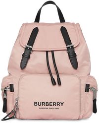 Burberry The Medium Rucksack aus ECONYL® mit -Logo - Natur