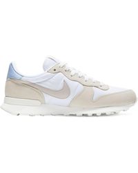 nike internationalist women