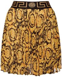 Versace Mini Falda De Chifón Plisado Con Logo Estampado - Multicolor