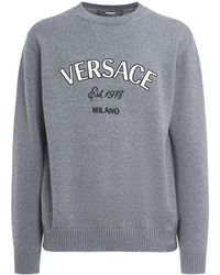 Versace - Maglia in lana con logo - Lyst