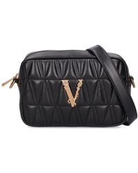 Versace - Kameratasche Aus Gestepptem Leder - Lyst