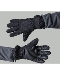 stone island gloves black
