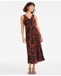 On 34th - Double V-neck Sleeveless Midi Dress - Lyst