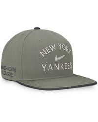 Nike - Olive New York Yankees Pro Dri-fit Snapback Hat - Lyst