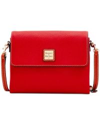 dooney and bourke hunter