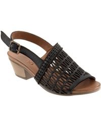 BUENO - Lia Pump - Lyst