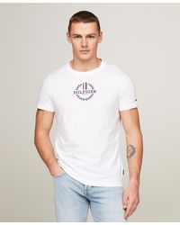 Tommy Hilfiger - Global Stripe Wreath Short Sleeve Crewneck T-shirt - Lyst