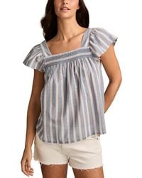 売れ筋商品|||ラッキーブランド カットソー トップス レディース Women's Cotton Pleated Split-Neck Peasant Top Blue Surf Lucky Brand Cotton Pleated Split-neck Peasant Top in Blue | Lyst