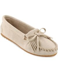 Minnetonka - Kilty Hardsole Moccasin - Lyst