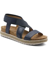 adrienne vittadini flat sandals