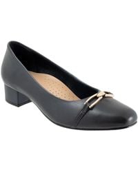 Trotters - Dakota Pumps - Lyst