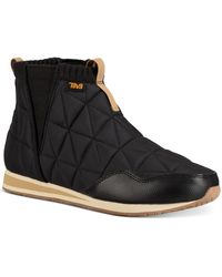 teva boots black