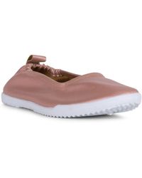 danskin flats