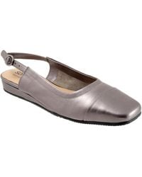 Softwalk - Vittoria Flat - Lyst