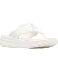 Clarks - Cloudsteppers Drift Daisy Slip-on Sandals - Lyst