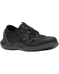 Clarks - Cloudsteppers Solevana Step Slip On Sneakers - Lyst