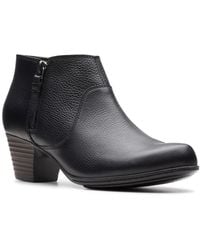 clarks kalea gillian bootie
