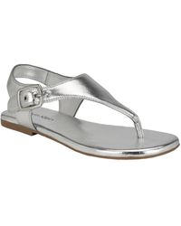 Calvin Klein - Moraca Round Toe Flat Casual Thong Sandals - Lyst