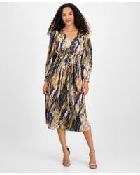 Julia Jordan - Printed V-neck Long-sleeve Midi Dress - Lyst