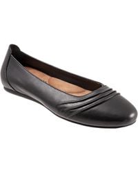 Softwalk - Safi Flat - Lyst