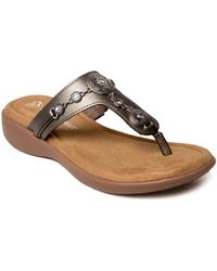 Minnetonka - Brecca Embellished Thong Sandals - Lyst