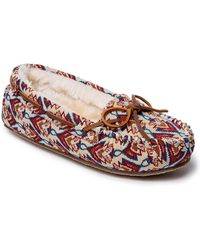 Minnetonka - Cally Patterned Slippers - Lyst
