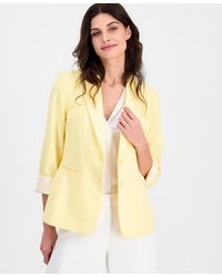 Tahari - Two-button Peak-lapel Blazer - Lyst