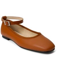Menina Step - Brive Classic Mary Jane Flat - Lyst
