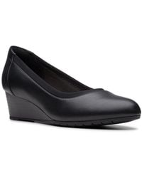 clarks berry loafer flat