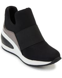 dkny athletic shoes