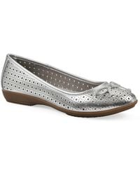 White Mountain - Cheryl Ballet Round Toe Flats - Lyst