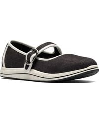 Clarks - Breeze Janey Round Toe Flats - Lyst