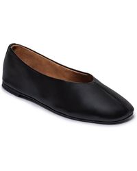 Bernardo - Meredith Round-toe Ballet Flats - Lyst