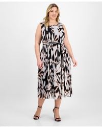 Sandra Darren - Plus Size Belted Printed Sleeveless Midi Dress - Lyst