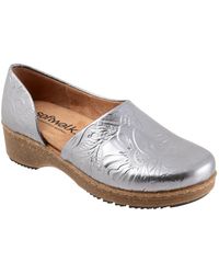 Softwalk - Addie Clog - Lyst