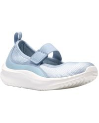 Clarks - Cloudsteppers Solevana Jane Round Toe Flats - Lyst