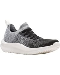 Clarks - Cloudsteppers Solevana Lace Round Toe Sneakers - Lyst