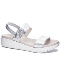 CL By Chinese Laundry Catching Comfort Fitting Soft Wedge Sandals - White