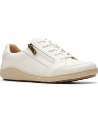 Clarks - Bryianne Bayla Round Toe Sneakers - Lyst