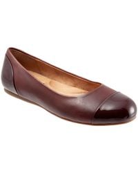 Softwalk - Sonoma Cap Toe Flat - Lyst