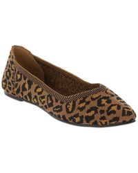 mia kerri pointed toe flyknit flat